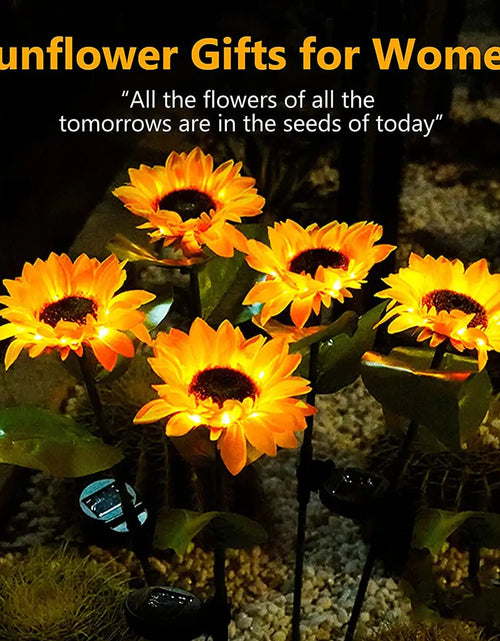 Load image into Gallery viewer, Sunflowers Solar Lawn Light
