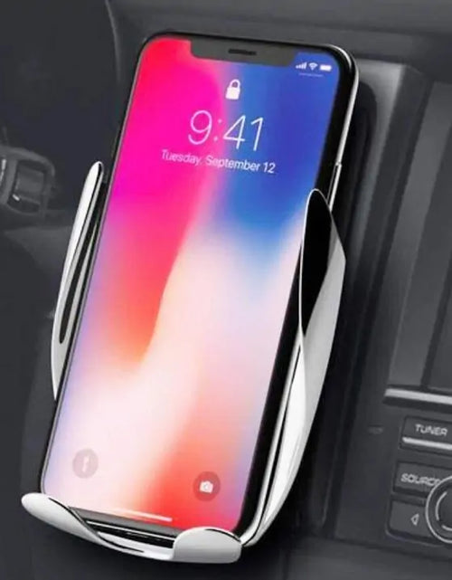 Load image into Gallery viewer, Wireless sensor car phone holder &amp; charger.
