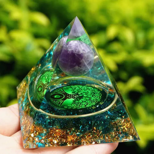 Load image into Gallery viewer, Orgonite Pyramid
