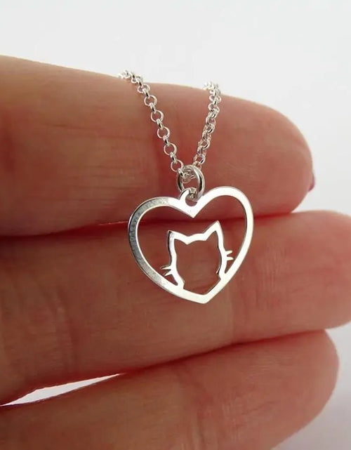 Load image into Gallery viewer, Cat Heart Necklace
