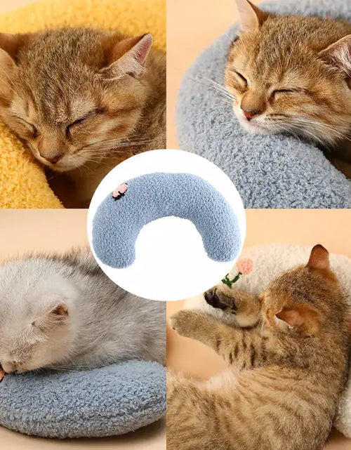 Load image into Gallery viewer, Little Pillow For Cats
