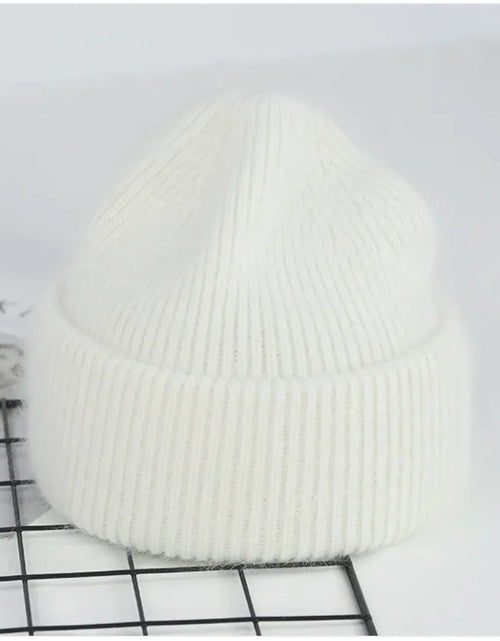 Load image into Gallery viewer, Simple Knitted Pullover Cap
