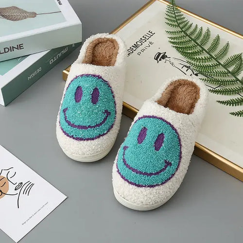 Load image into Gallery viewer, Cute Smile Pattern Fluffy Slippers
