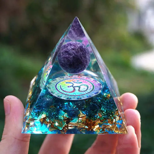 Load image into Gallery viewer, Orgonite Pyramid
