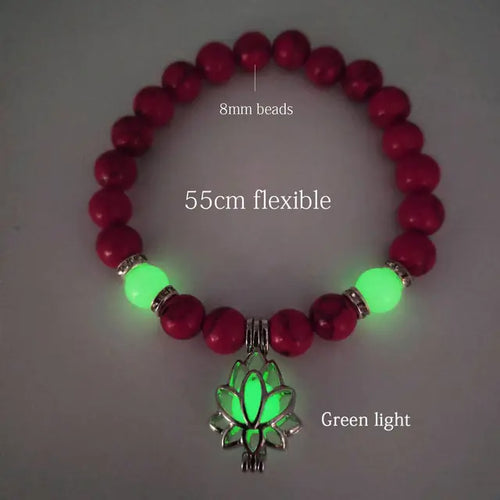Load image into Gallery viewer, Glow In The Dark Bracelets
