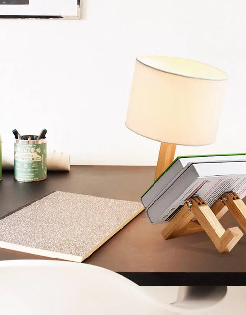 Load image into Gallery viewer, Robot Shape Table Lamp
