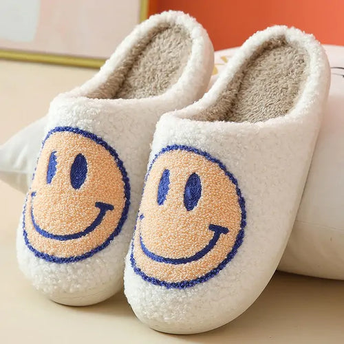 Load image into Gallery viewer, Cute Smile Pattern Fluffy Slippers
