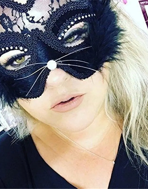 Load image into Gallery viewer, Lace Cats Eye Mask
