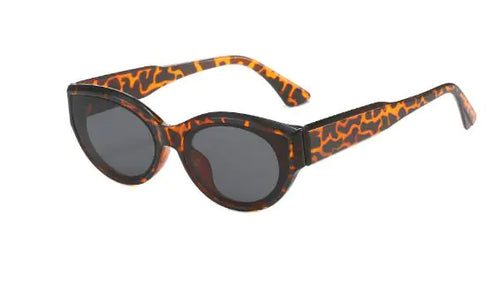 Load image into Gallery viewer, Cat Eye Sunglasses
