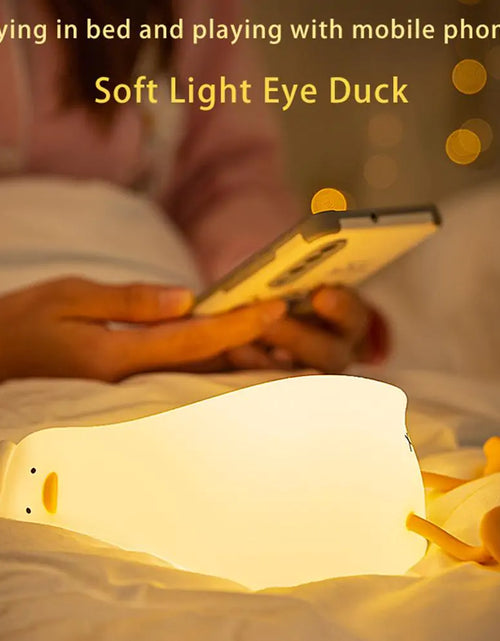 Load image into Gallery viewer, Duck Bedroom Lamp
