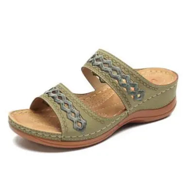 Load image into Gallery viewer, Open Toe Vintage Slippers
