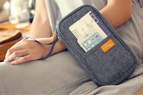 Load image into Gallery viewer, RFID Ultra Storage Passport Case
