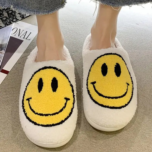 Load image into Gallery viewer, Cute Smile Pattern Fluffy Slippers
