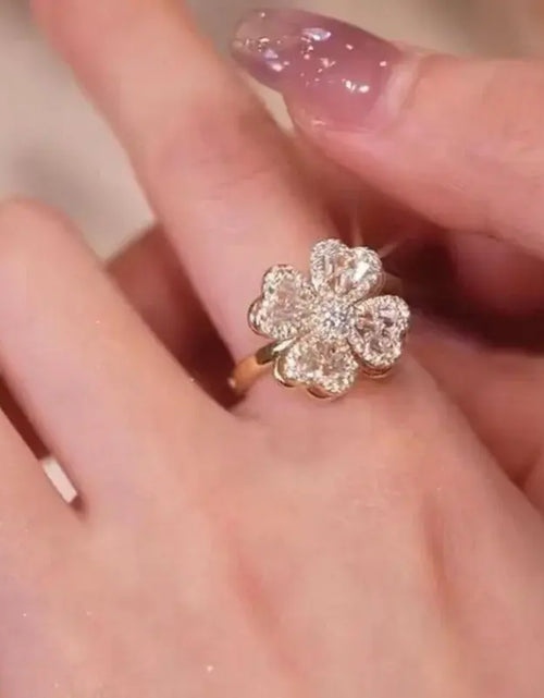 Load image into Gallery viewer, Four Leaf Clover Stress Rings
