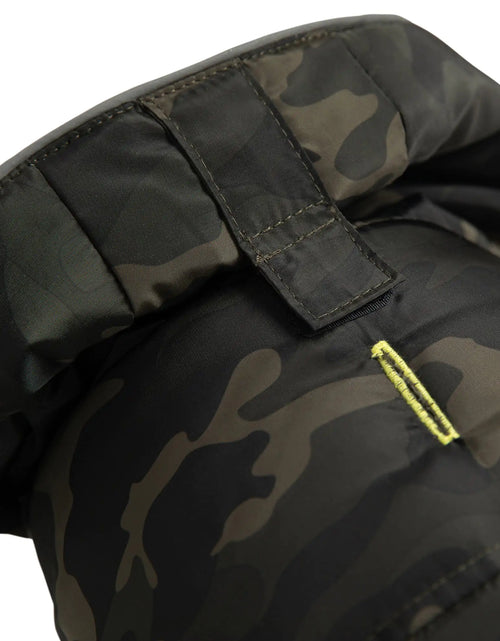 Load image into Gallery viewer, Recycled Parka - Camouflage
