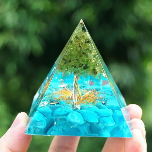 Load image into Gallery viewer, Orgonite Pyramid
