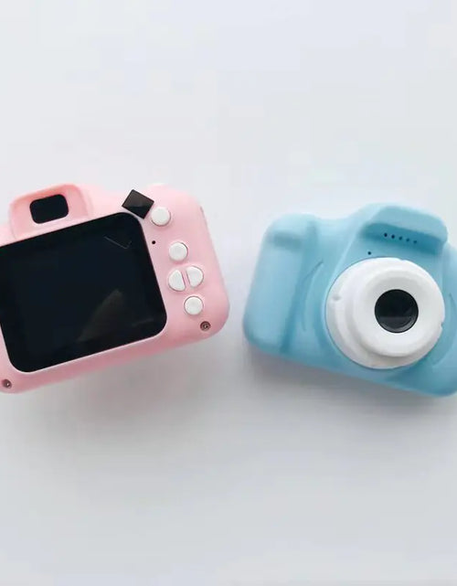 Load image into Gallery viewer, Vintage Kids Camera
