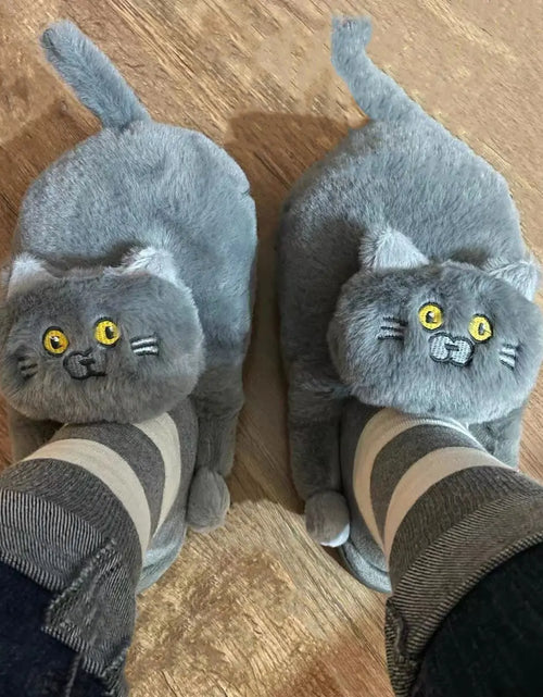 Load image into Gallery viewer, Cuddly Hug Cat Slippers
