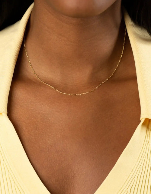 Load image into Gallery viewer, Thin Gold Baby Chain
