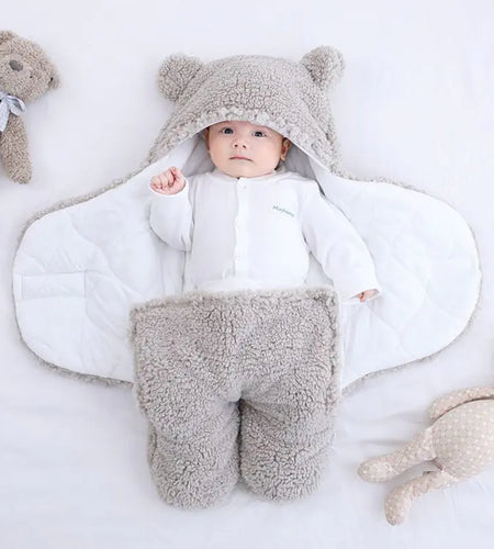 Newborn Blankets: Ultra-Soft Swaddle