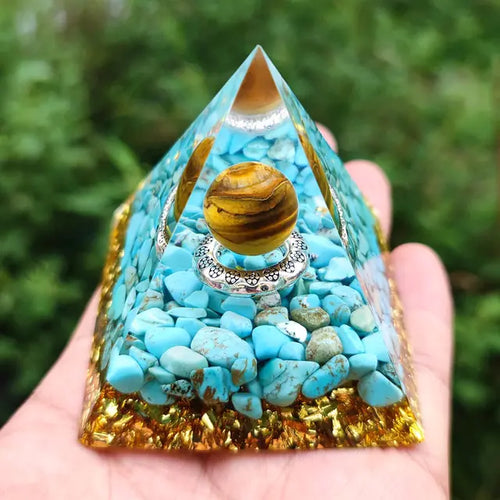 Load image into Gallery viewer, Orgonite Pyramid
